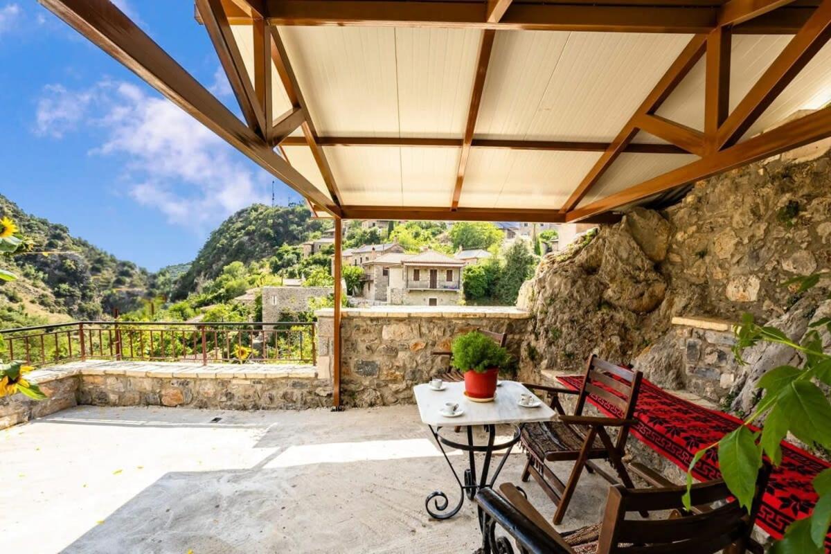 Stemnitsa Stone Residence - Cosy Mountain Escape Екстер'єр фото